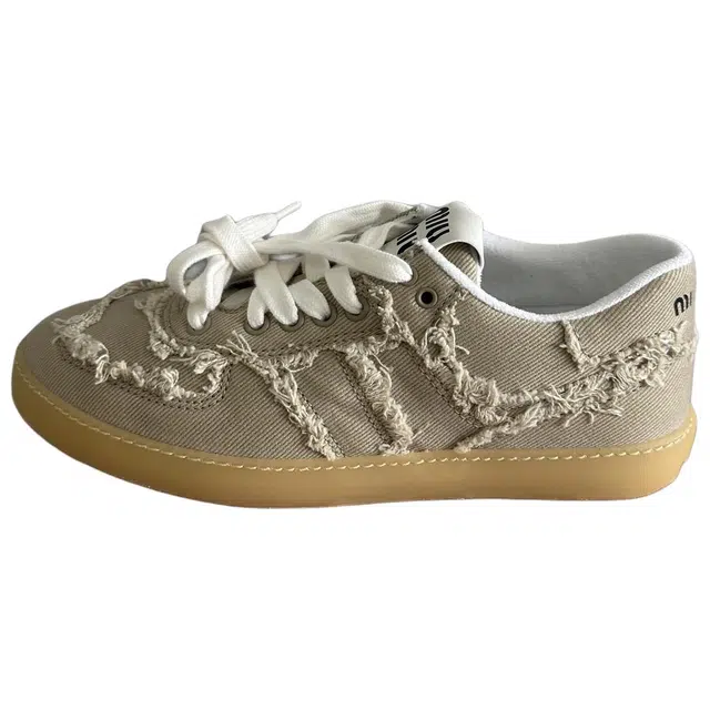 Miu Miu Brown Low-Top Sneakers