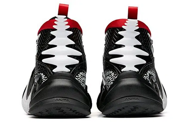 MARVEL x Anta 2