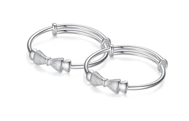 潮宏基 童趣-蝴蝶结 银 手镯