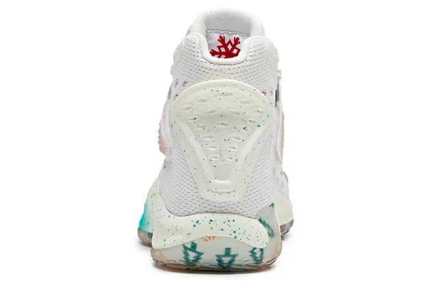 Anta KT5 5 "Christmas"