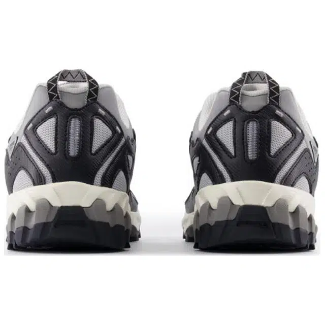 New Balance 610T