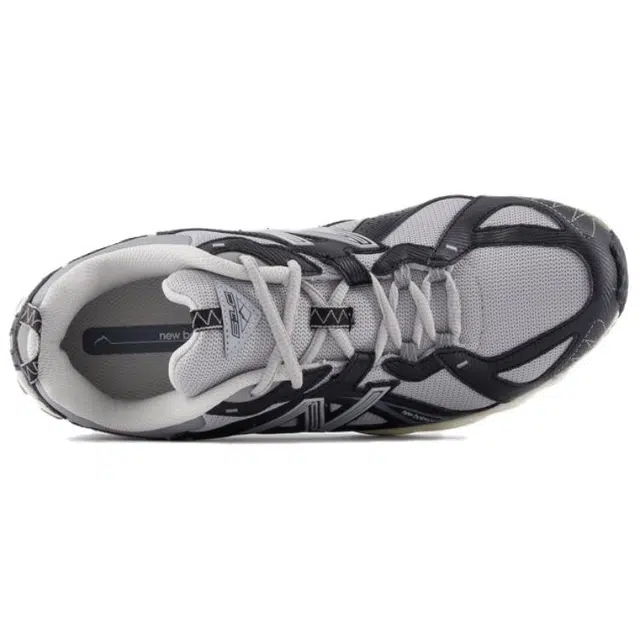 New Balance 610T