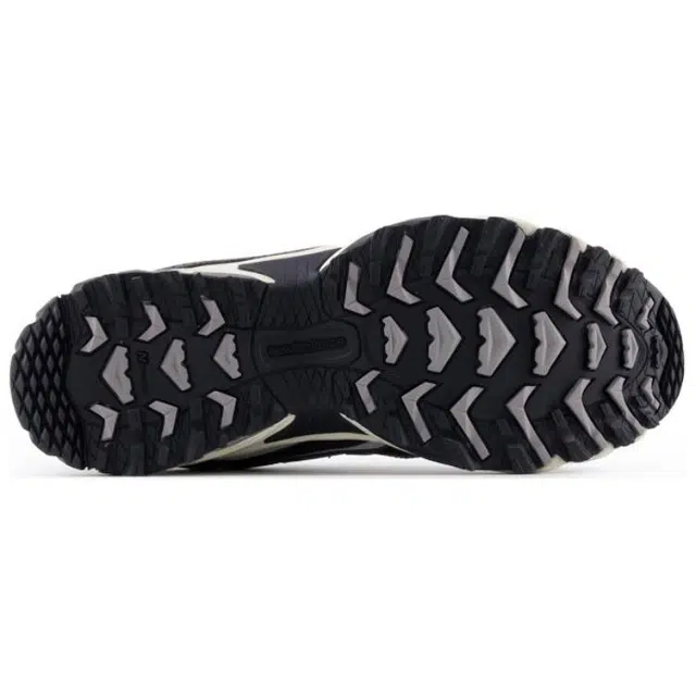 New Balance 610T