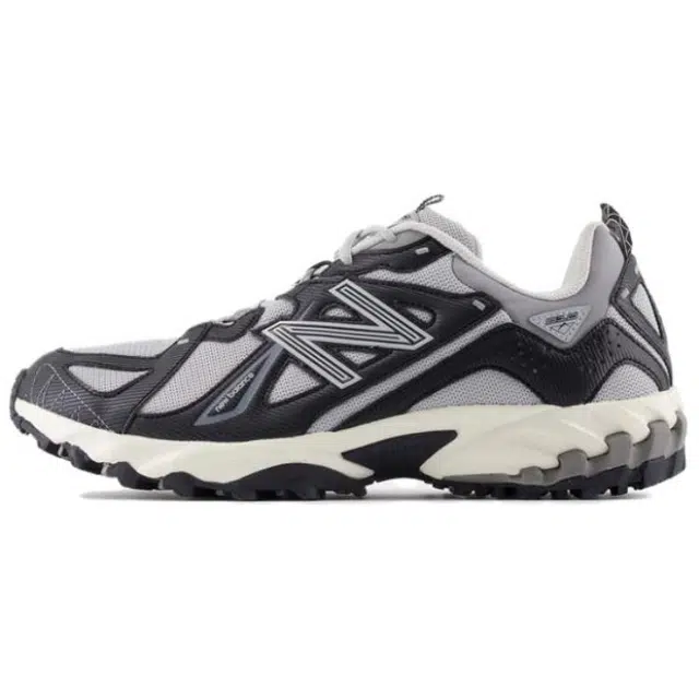 New Balance 610T