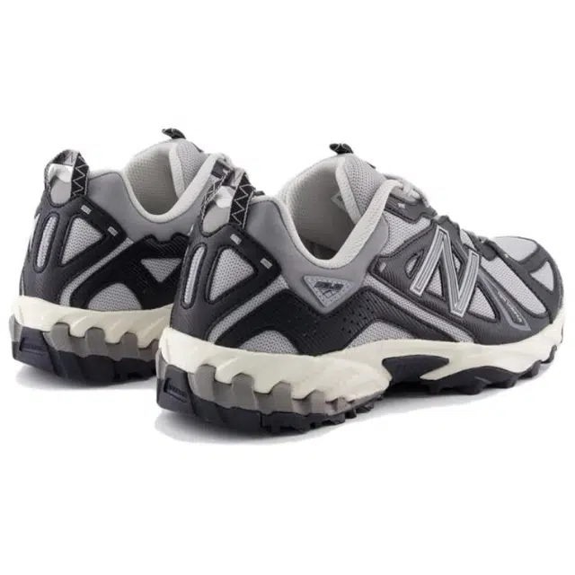 New Balance 610T