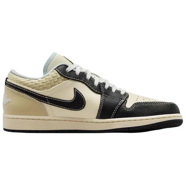 Jordan Air Jordan 1 LOW SE COCONUT MILKBLACK