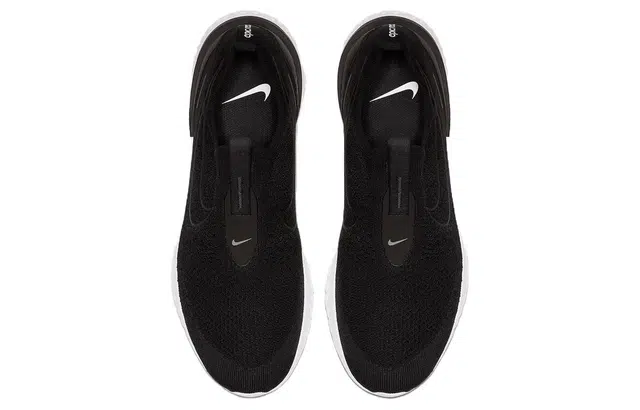 Nike Epic React Flyknit 1
