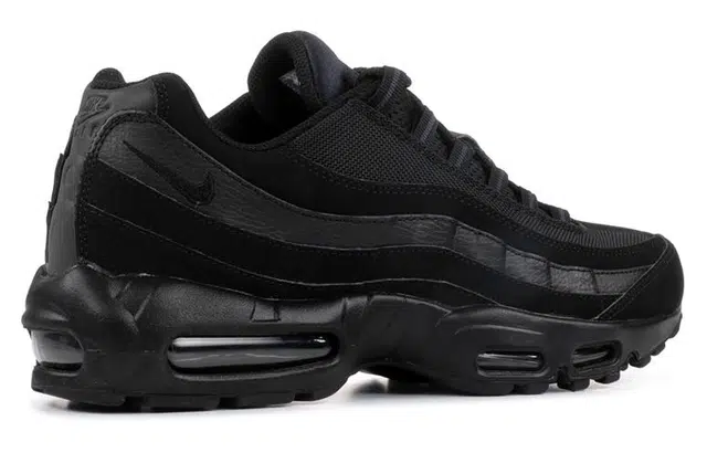 Nike Air Max 95 Triple Black