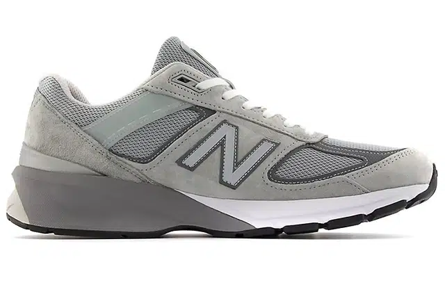 New Balance NB 990 V5