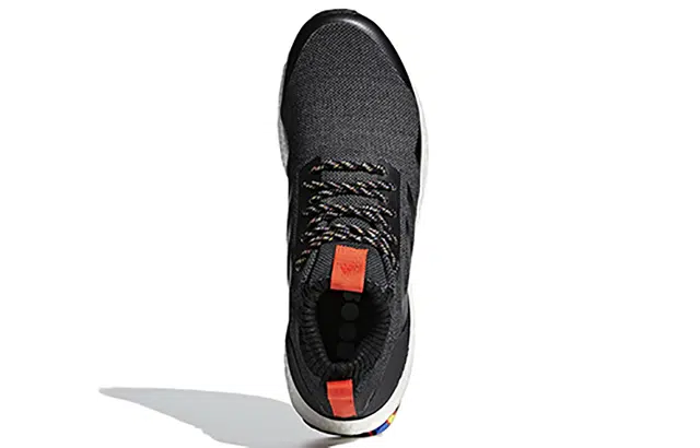 adidas Ultraboost Mid