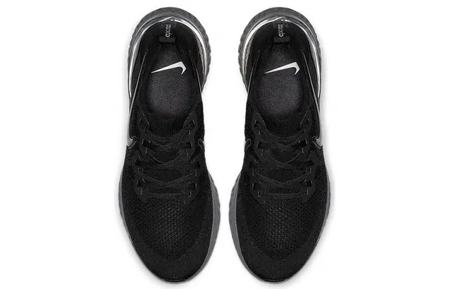 Nike Epic React Flyknit 2