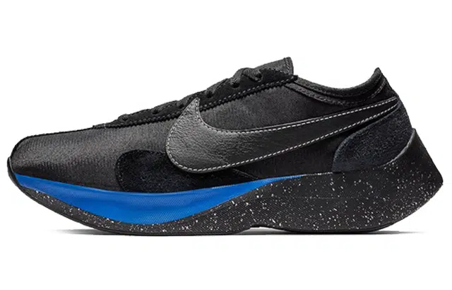 Nike Moon Racer QS