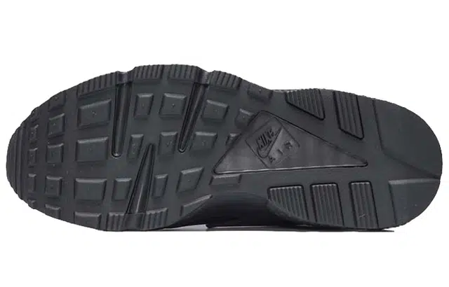 Nike Huarache "Black Black White"