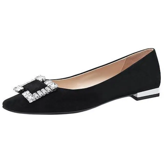 NINE WEST