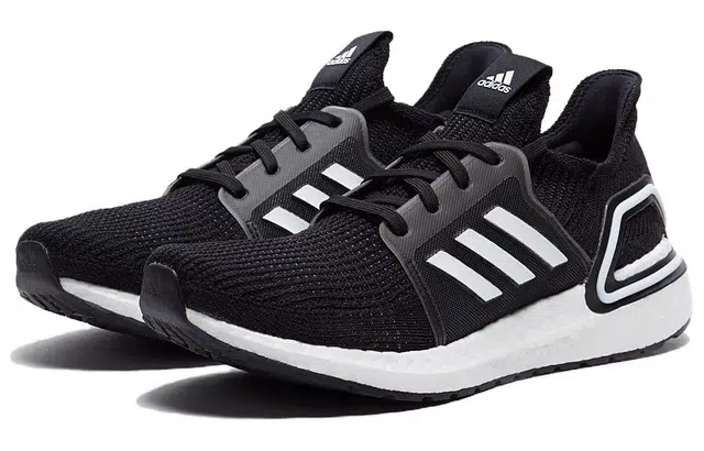 adidas Ultraboost 19 U