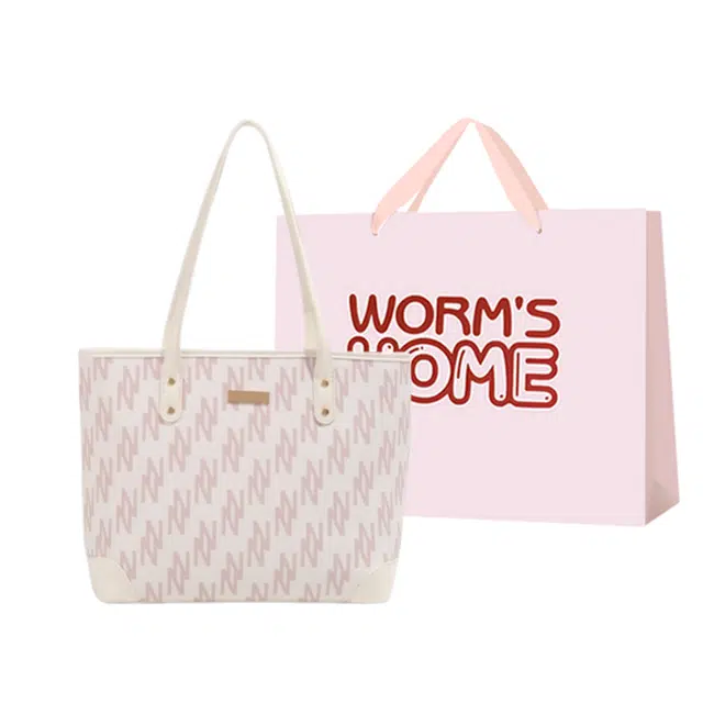 WORM'S HOME PU