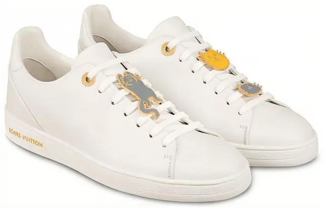 LOUIS VUITTON Frontrow