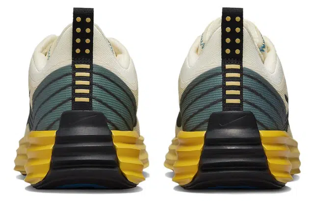 Nike Lunar Roam