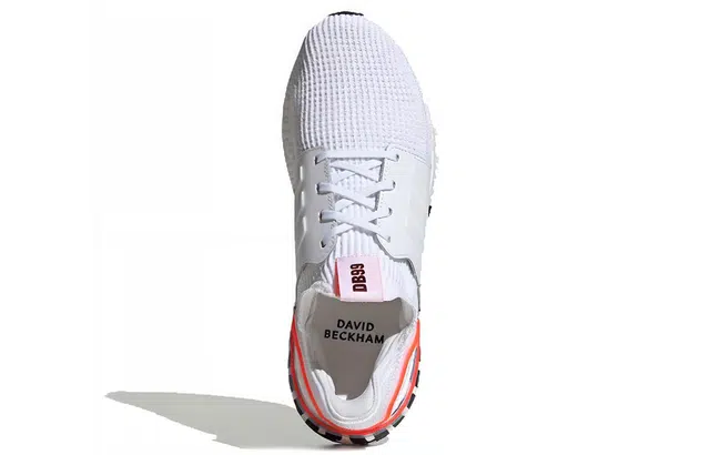 adidas Ultraboost 19