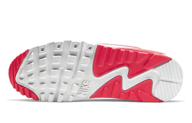 UNDEFEATED x Nike Air Max 90