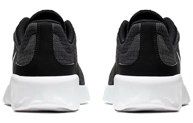 Nike React EXP Strada