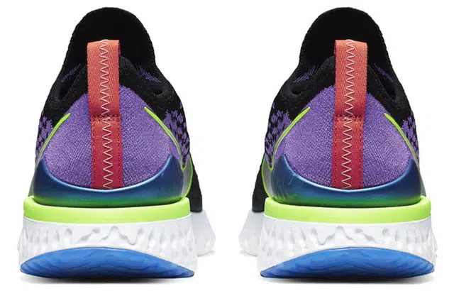 Nike Epic React Flyknit 2