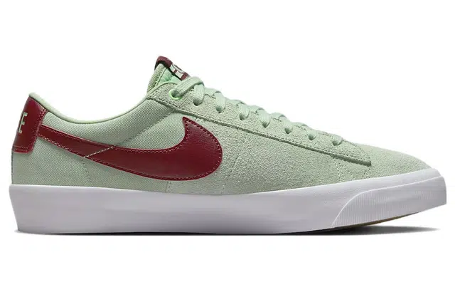 Nike SB Zoom Blazer Low Pro GT