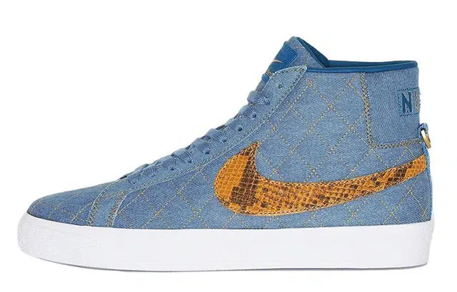 Supreme x Nike Blazer "Industrial Blue"