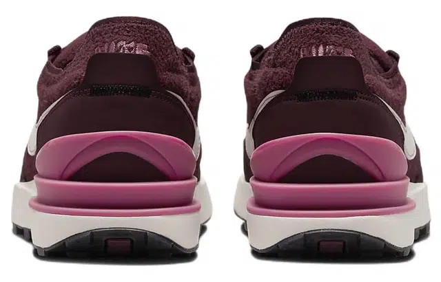 Nike Waffle One SE