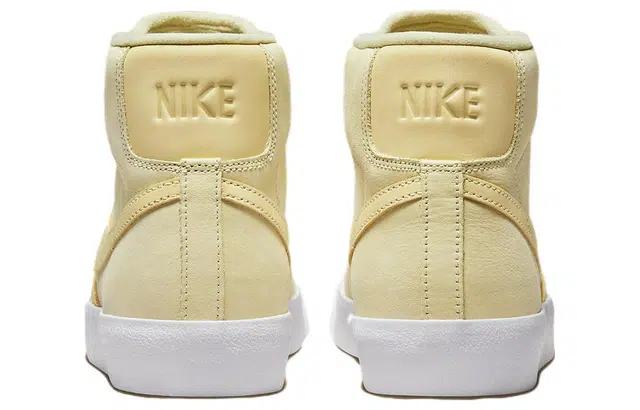 Nike Blazer Mid Beige