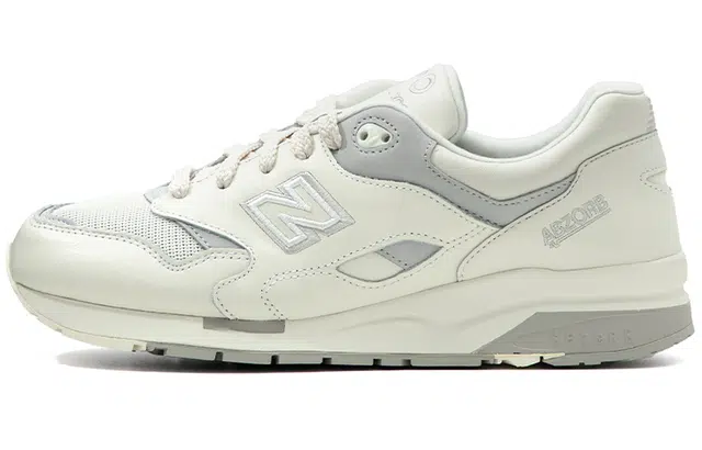 New Balance 1600 White