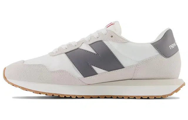 New Balance NB 237
