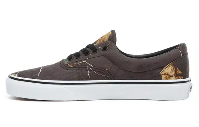 Realtree Xtra x Vans Era