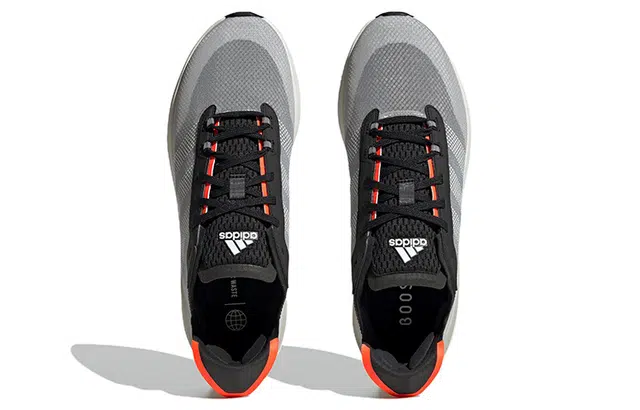 adidas Avryn