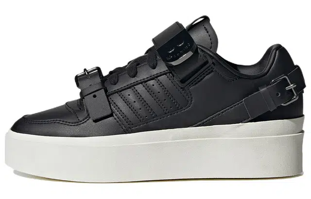 adidas originals FORUM Bonega