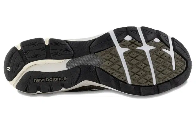 New Balance 990 V3 Green Brown