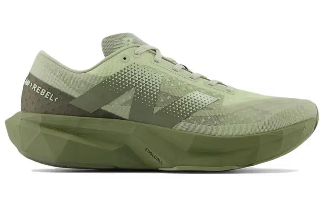 New Balance FuelCell Rebel V4