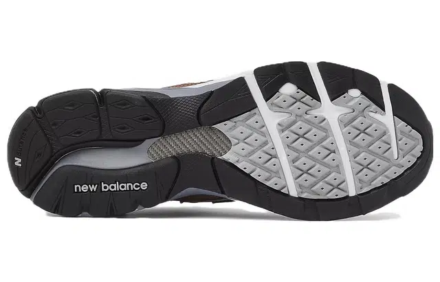 New Balance NB 920