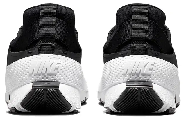 Nike Go FlyEase