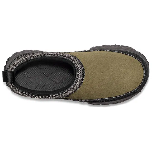 UGG