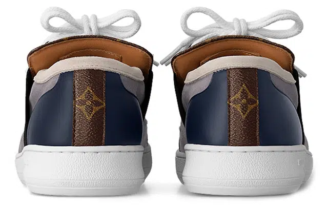 LOUIS VUITTON Lous