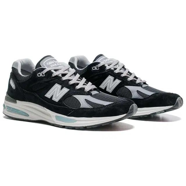 New Balance NB 991 V2