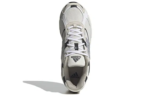 adidas Response CL