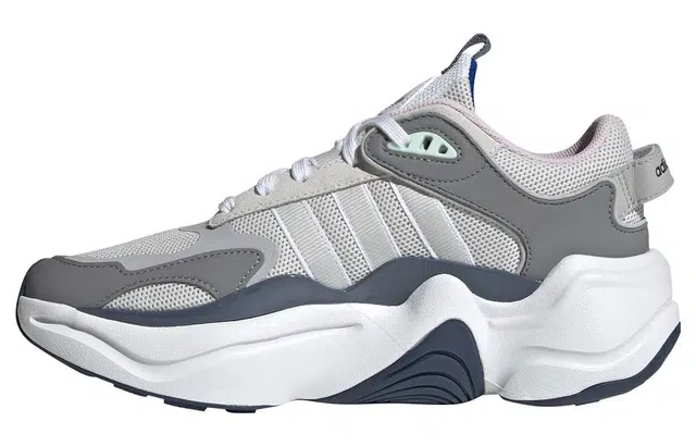 adidas originals Magmur Runner Greyscale