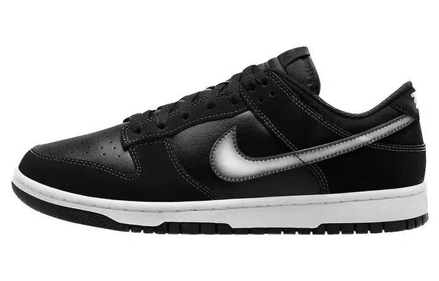 Nike Dunk Low Black White