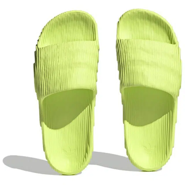 adidas originals Adilette 22