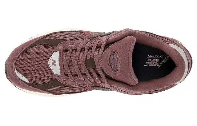 New Balance NB 2002R