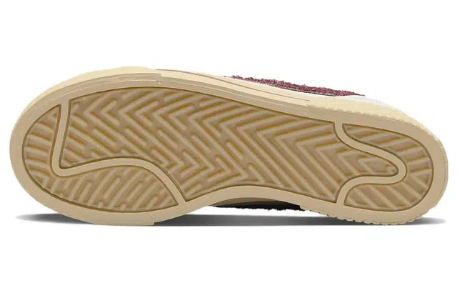 Nike Court Legacy Lift
