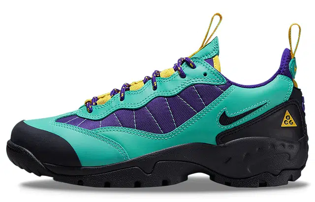 Nike ACG Air Mada Green Purple