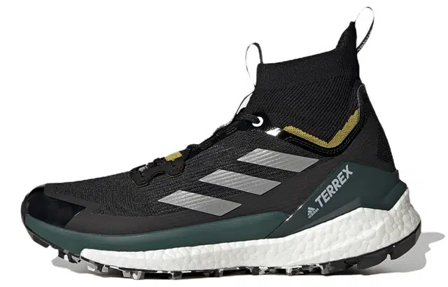 and wander adidas Terrex Free Hiker 2